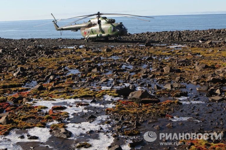 Российская экспедиция на Землю Франца Иосифа по поиску следов пропавшей в 1914 году Арктической экспедиции Брусилова-Альбанова. Российская экспедиция на Землю Франца Иосифа по поиску следов пропавшей в 1914 году Арктической экспедиции Брусилова-Альбанова.