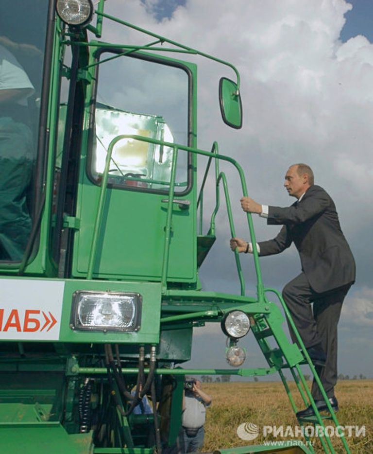 В.Путин во время рабочей поездки по Краснодарскому краю В.Путин во время рабочей поездки по Краснодарскому краю