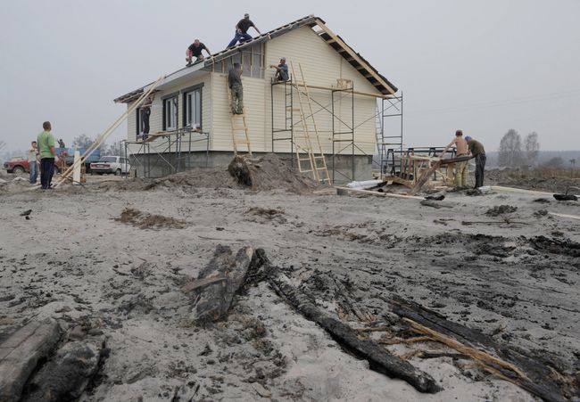 Восстановление деревни Верхняя Верея, пострадавшей от лесных пожаров