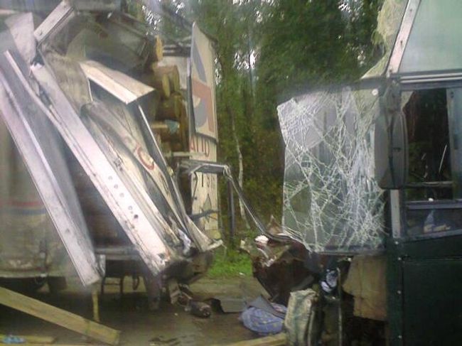 ДТП с участием пассажирского автобуса на 83 км Горьковского шоссе ДТП с участием пассажирского автобуса на 83 км Горьковского шоссе
