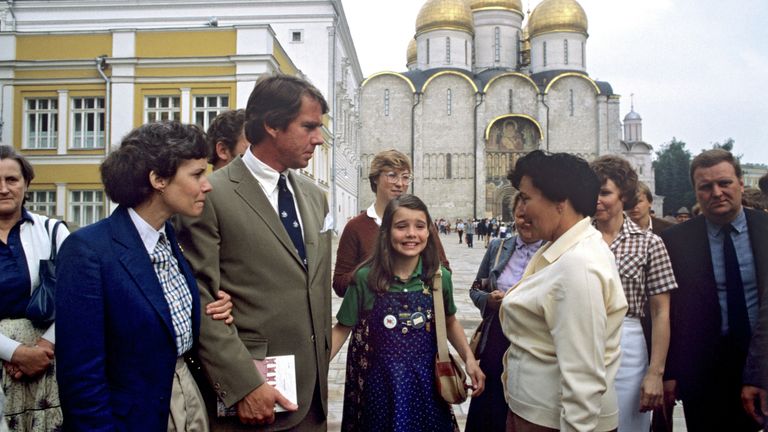 Саманта Смит с родителями на Соборной площади Саманта Смит с родителями на Соборной площади