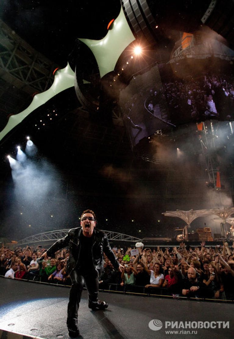 Концерт ирландской группы U2 в рамках мирового тура 360 Degree Концерт ирландской группы U2 в рамках мирового тура 360 Degree