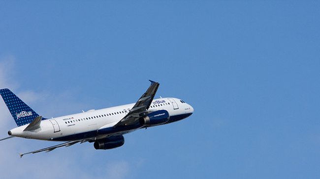 Airbus A320 компании JetBlue. Архивное фото