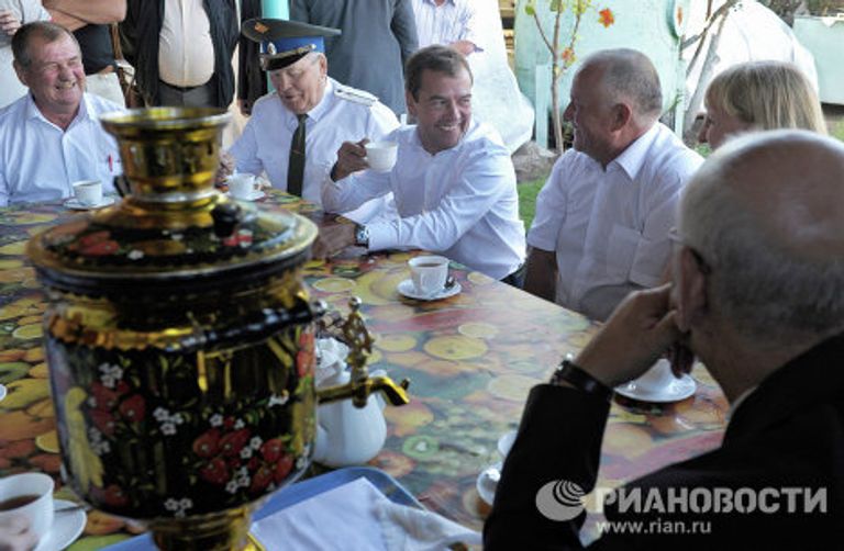 Президент РФ Д.Медведев посетил агрофирму в Оренбургской области Президент РФ Д.Медведев посетил агрофирму в Оренбургской области