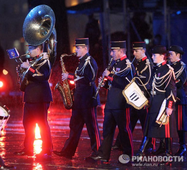 Участники Международного военно-музыкального фестиваля Спасская башня из Франции Участники Международного военно-музыкального фестиваля Спасская башня из Франции