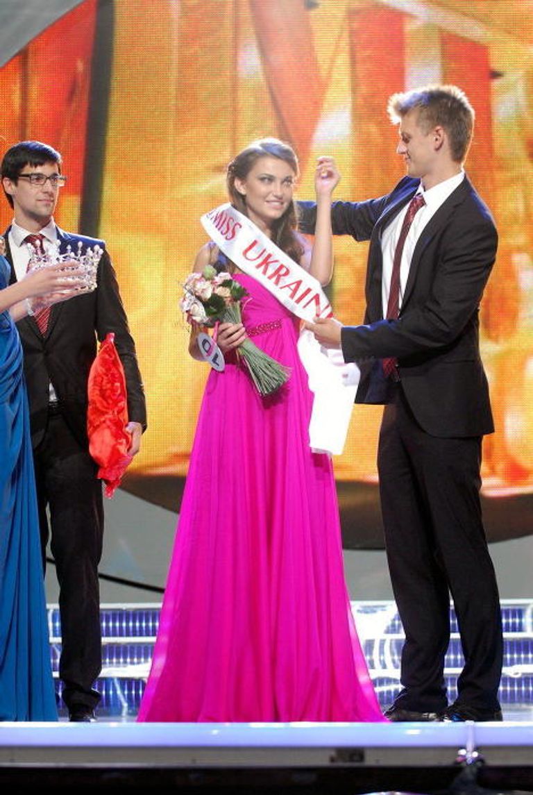 Мисс Украина-2010 Екатерина Захарченко Мисс Украина-2010 Екатерина Захарченко