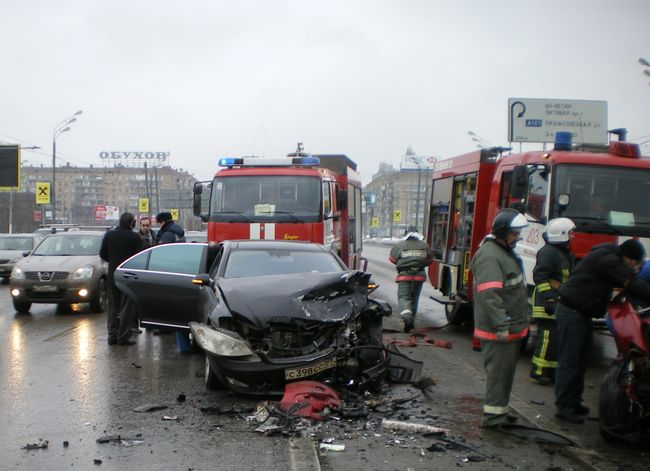 ДТП с участием автомобиля Лукойла. Архив