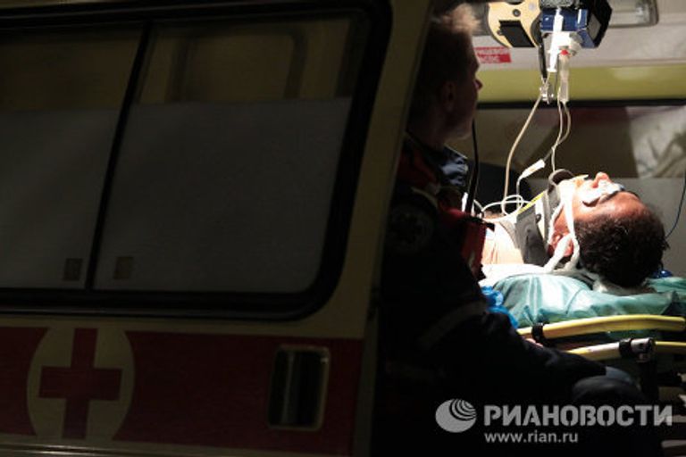 Самолет МЧС доставил 11 пострадавших от теракта во Владикавказе в Москву Самолет МЧС доставил 11 пострадавших от теракта во Владикавказе в Москву