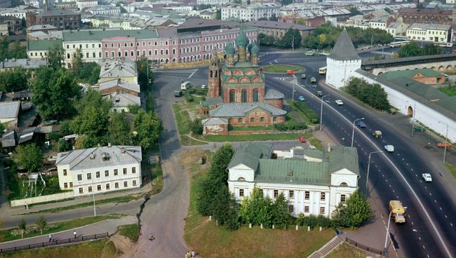 Вид на центр Ярославля. Архив