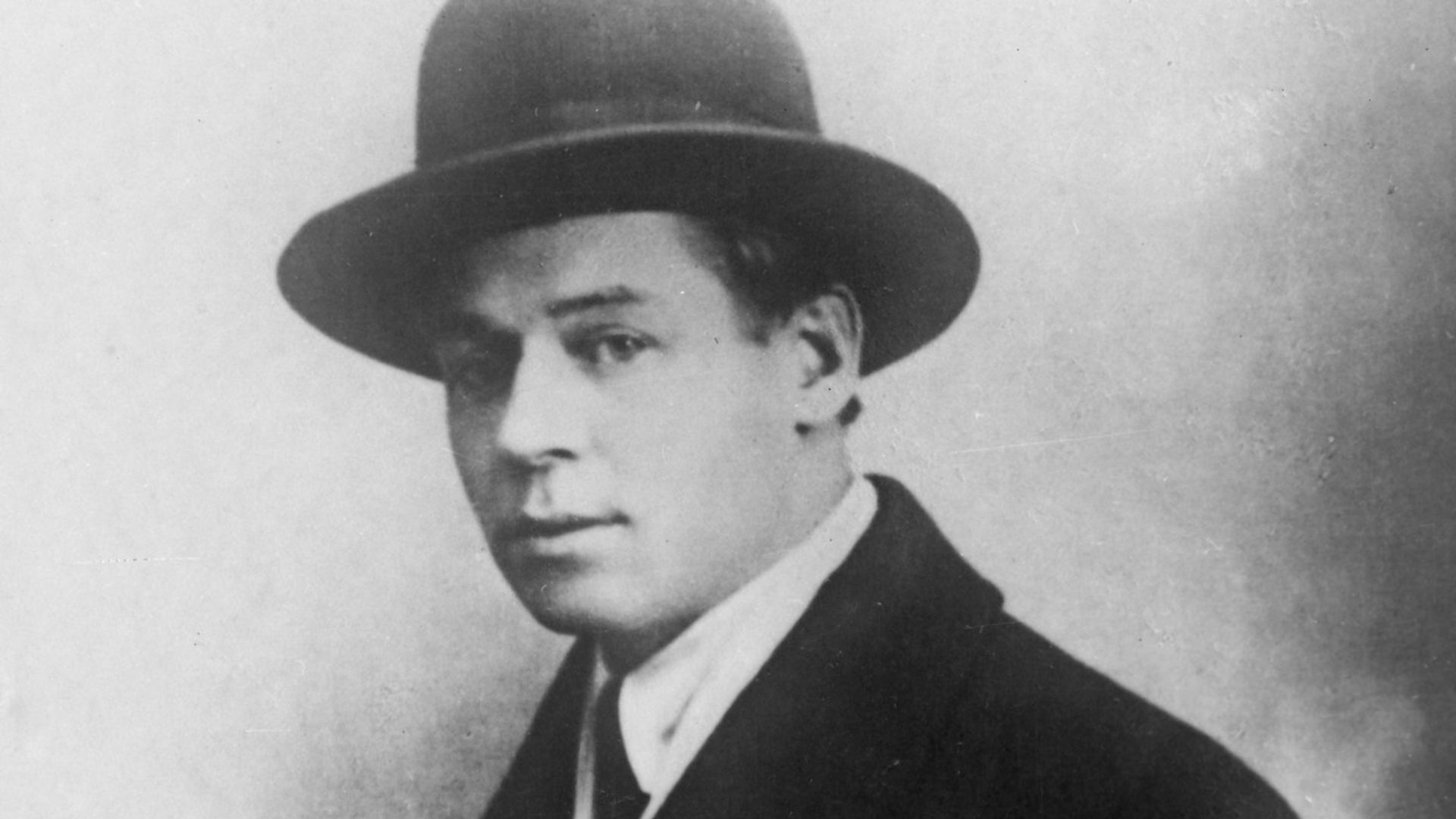 Поэт Сергей Есенин Поэт Сергей Есенин - РИА Новости, 1920, 01.01.2025