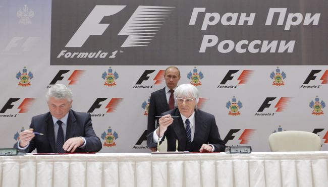 Подписание контракта на организацию этапа Ф -1 в России Подписание контракта на организацию этапа Ф -1 в России