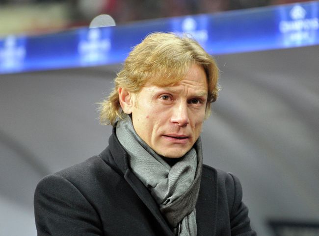 Валерий Карпин