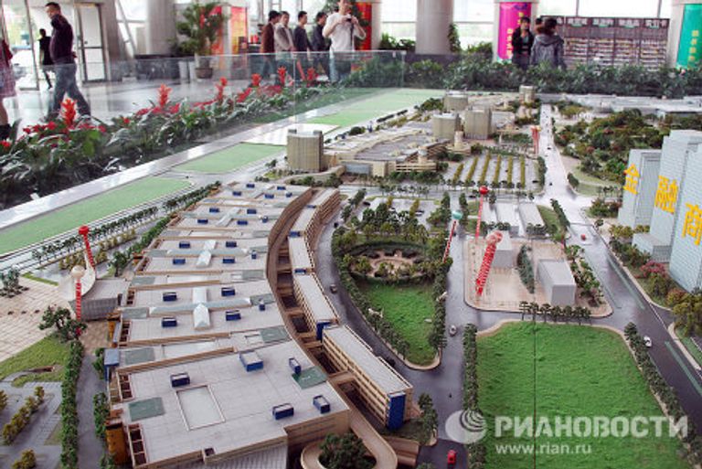Крупнейший в КНР рынок товаров широкого потребления в городе Иу Крупнейший в КНР рынок товаров широкого потребления в городе Иу