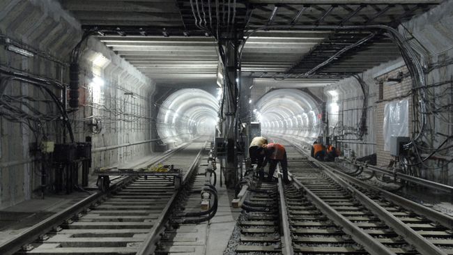 Строительные работы в метро