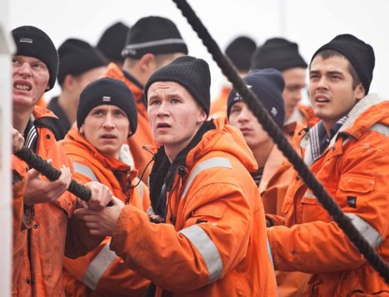 Барк «Седов» в Северном море - испытание штормом Барк «Седов» в Северном море - испытание штормом