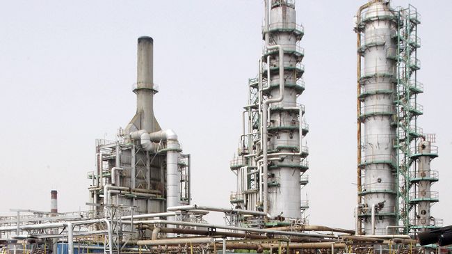 Нефтеперерабатывающий завод Нефтеперерабатывающий завод