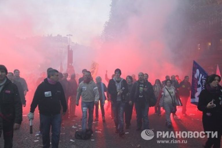 Демонстрация в Париже 28 октября 2010 г. Демонстрация в Париже 28 октября 2010 г.