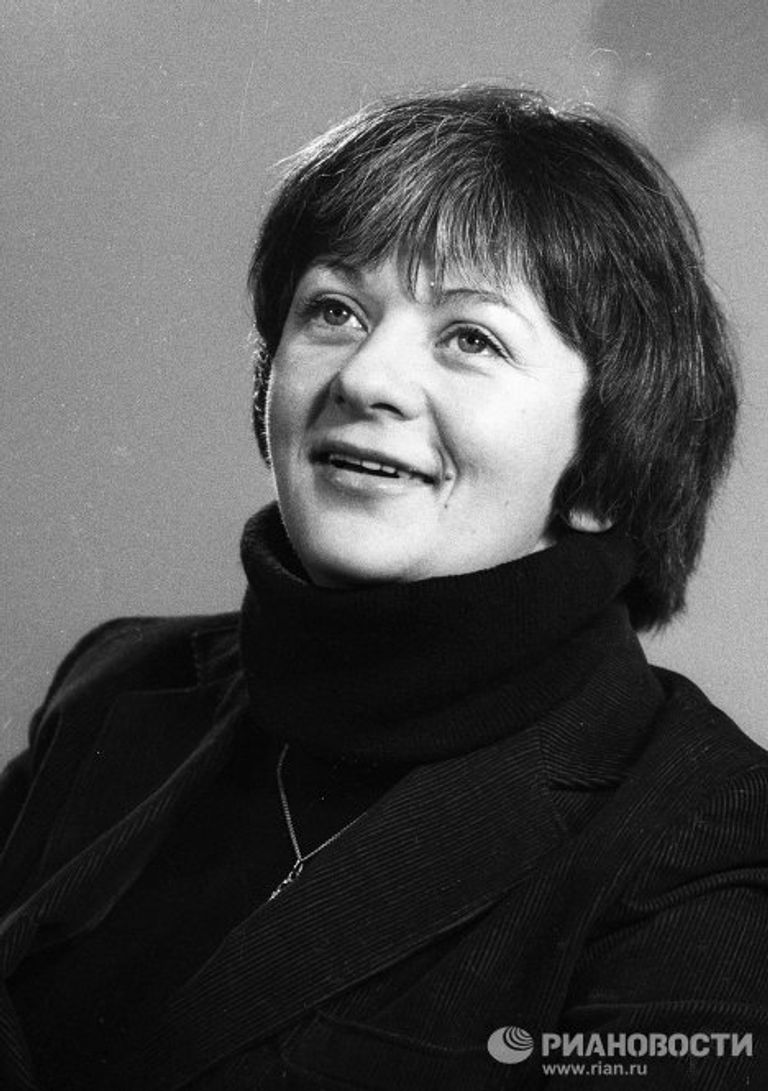 Режиссер Алла Сурикова Режиссер Алла Сурикова