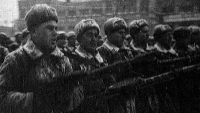 Годовщина Октябрьской революции. Парад 7 ноября 1941 года Годовщина Октябрьской революции. Парад 7 ноября 1941 года