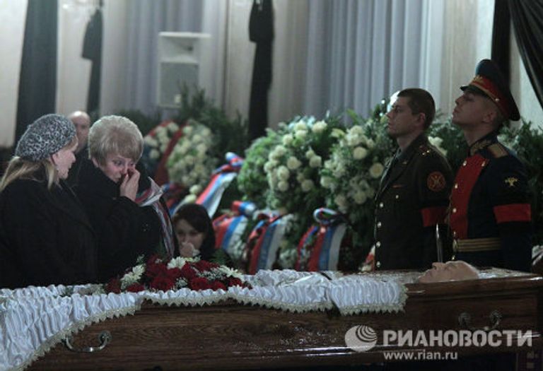 Прощание с экс-главой правительства России Виктором Черномырдиным Прощание с экс-главой правительства России Виктором Черномырдиным