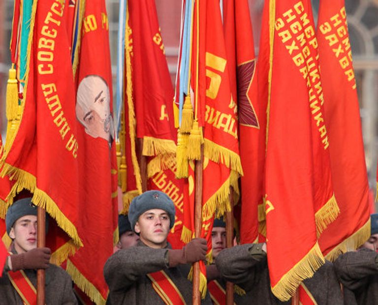 Марш в честь 69-й годовщины парада 7 ноября 1941 года