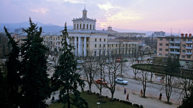 Город Нальчик. Архивное фото Город Нальчик. Архивное фото