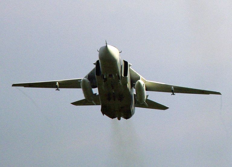 Фронтовой бомбардировщик Су-24М