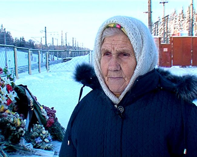 Спасавшая пассажиров НЭ пенсионерка мерзнет в новом доме