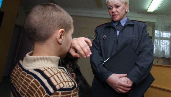За последние годы общество, СМИ (особенно телевидение) и Интернет воспитали в подростках стремление к решению проблем с помощью насилия