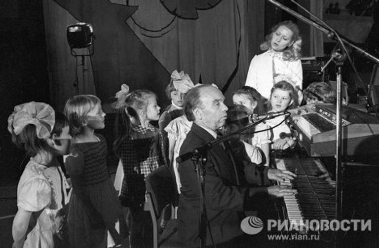 Владимир Шаинский и дети Владимир Шаинский и дети
