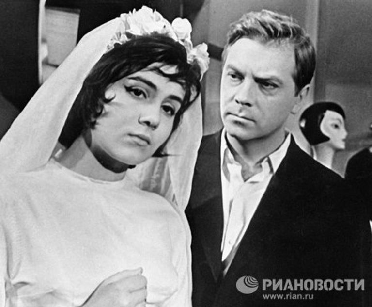 Малявина и Кузнецов в фильме Утренние поезда Малявина и Кузнецов в фильме Утренние поезда