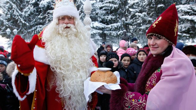 Встреча Кыш Бабая и Деда Мороза в Татарстане Встреча Кыш Бабая и Деда Мороза в Татарстане