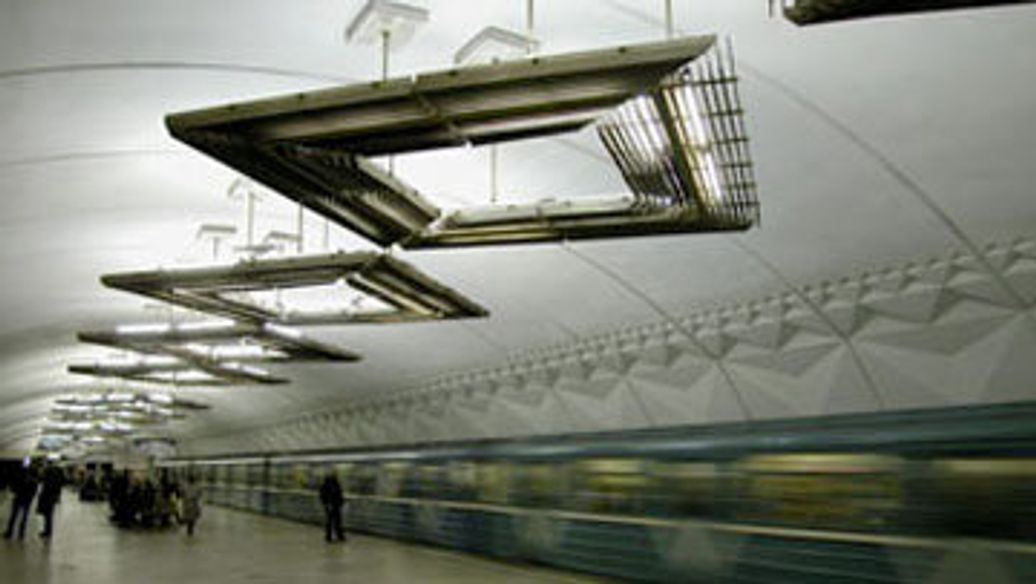 На станции метро "Тульская" произошло задымление