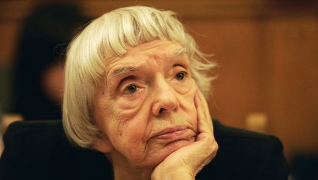 Правозащитница Людмила Алексеева. Архивное фото Правозащитница Людмила Алексеева. Архивное фото