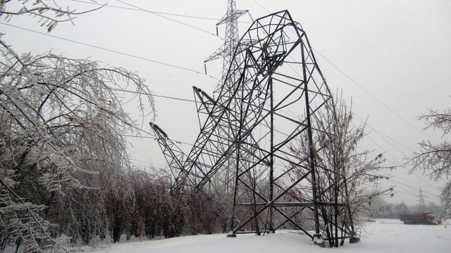  Падение ЛЭП на юге столицы