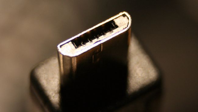 Разъем micro-USB. Архивное фото Разъем micro-USB. Архивное фото