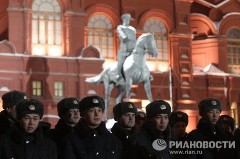 Усиление мер безопасности в районе Манежной площади Усиление мер безопасности в районе Манежной площади