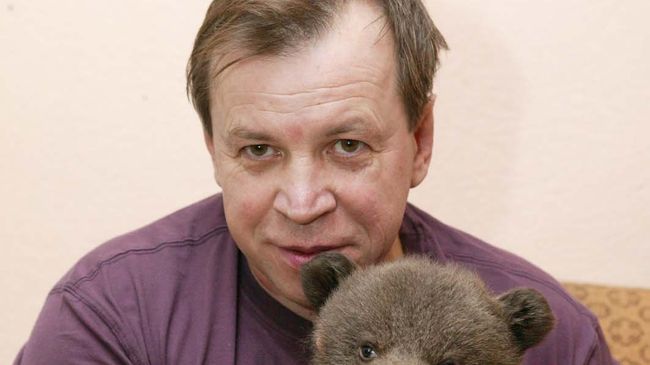 Дрессировщик медведей Виктор Кудрявцев