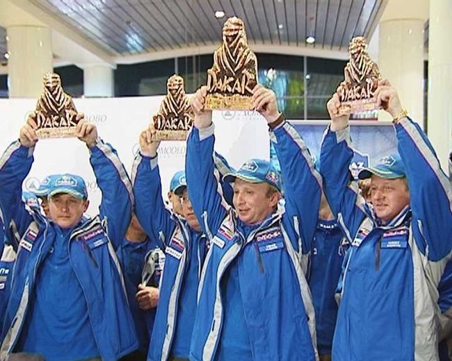 Такой победы у нас еще не было – пилоты КамАЗ-мастер о ралли Дакар