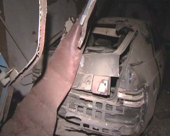 Заминированный автомобиль взорвался в Хасавюрте. Видео с места ЧП Заминированный автомобиль взорвался в Хасавюрте. Видео с места ЧП