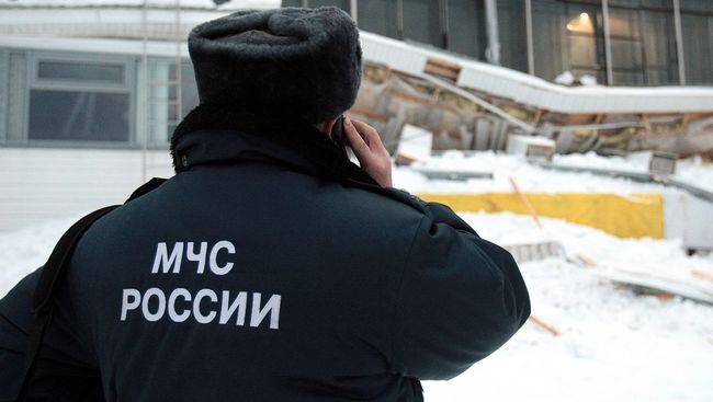 Сотрудник МЧС РФ. Архив.