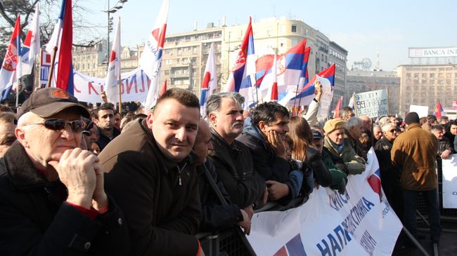 Митинг оппозиции в Белграде Митинг оппозиции в Белграде