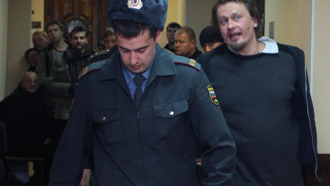 Активист арт-группы Война Олег Воротников. Архив Активист арт-группы Война Олег Воротников. Архив