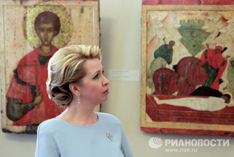 Супруга президента РФ Светлана Медведева и испанская королева София посетили Русский музей Супруга президента РФ Светлана Медведева и испанская королева София посетили Русский музей