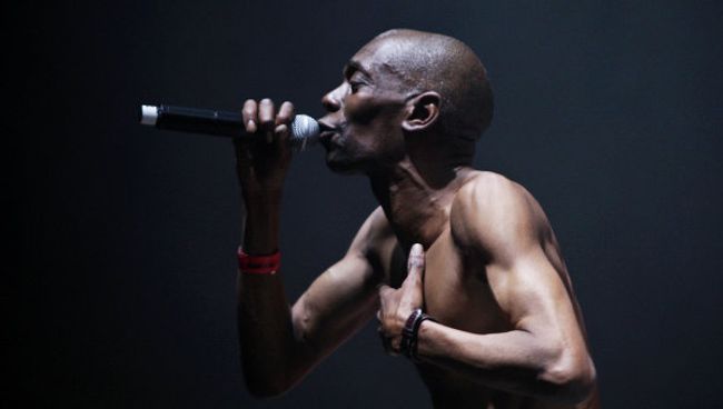 Солист английской группы FAITHLESS Макси Джаз Солист английской группы FAITHLESS Макси Джаз