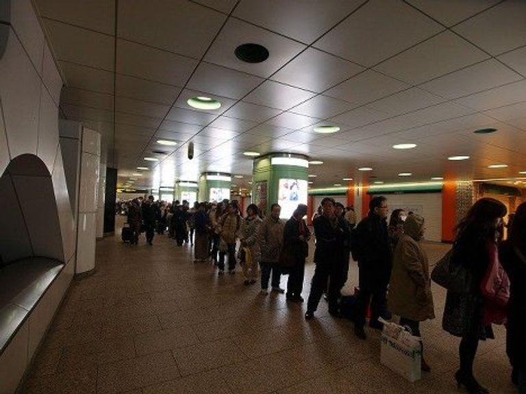 Последствия землетрясения в Токио Последствия землетрясения в Токио