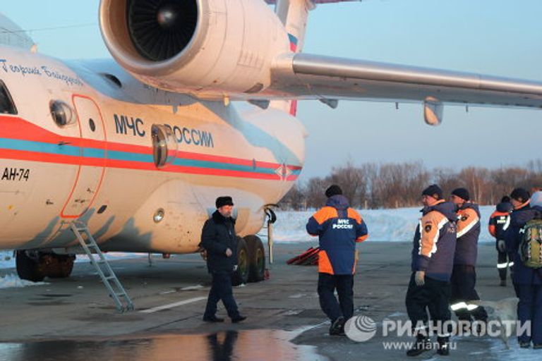 Отправка самолета МЧС со спасателями и гуманитарной помощью в Японию Отправка самолета МЧС со спасателями и гуманитарной помощью в Японию