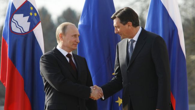 Совместное фотографирование В.Путина с председателем правительства Республики Словении Борутом Пахором. 22 марта 2011 года Совместное фотографирование В.Путина с председателем правительства Республики Словении Борутом Пахором. 22 марта 2011 года