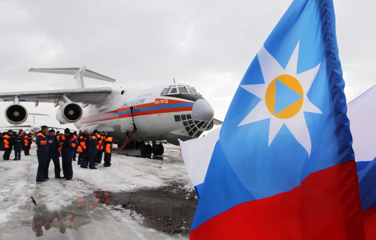 Встреча спасателей МЧС России из Японии на аэродроме Раменское Встреча спасателей МЧС России из Японии на аэродроме Раменское