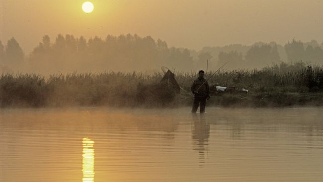 На рыбалке. Архив